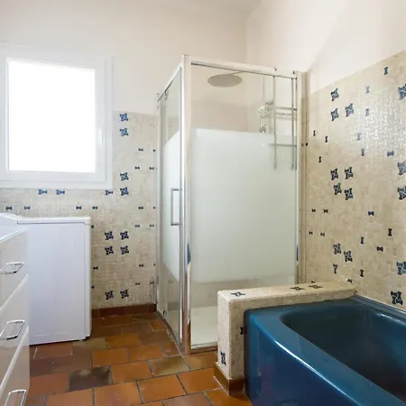 Pierrot Avec Grand Jardin Arbore, Proche Du Port Et Des Restaurants Holiday home *